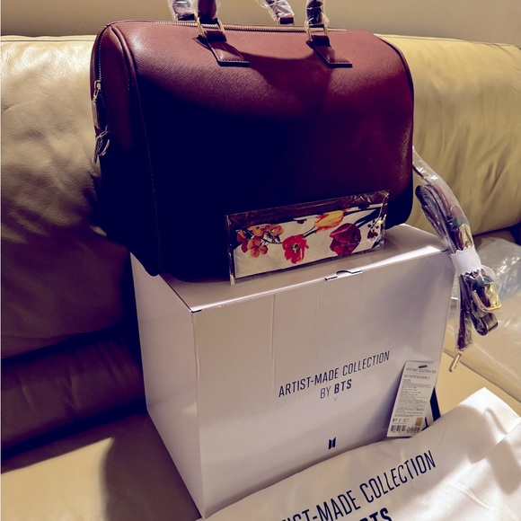 BTS by V design , sold out in wevers - Picture 2 of 5